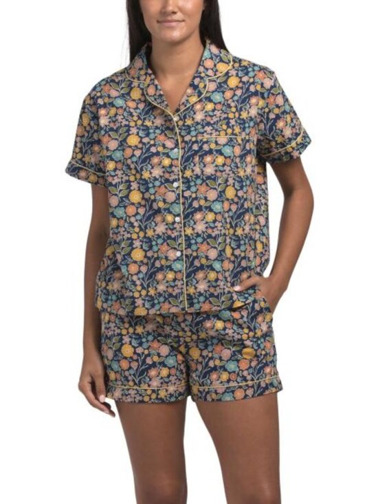 CRAFTED BY MAHOGANY Other - CRAFTED BY MAHOGANY 2pc Elsa Shorty Pajama Set